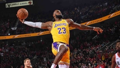 詹姆斯无法打破的五大纪录：411工程垫底，榜首将永远尘封|季后赛|总决赛|金州勇士队|体育数据分析|克利夫兰骑士队_新浪体育_新浪新闻