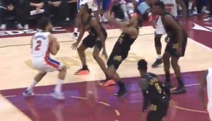 开云官方-NBA官方：骑士球员泰森在对阵活塞比赛中假摔 罚款2000美刀