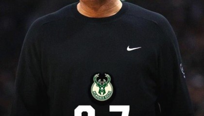 雷迪克狂喷老里只会甩锅 贝弗利小里下场开撕